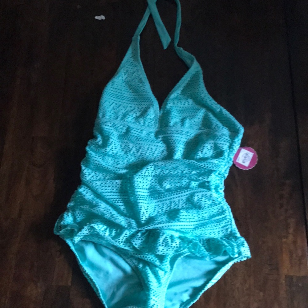 Girls NWT bathing suit
